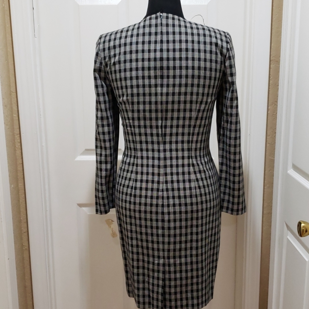NWOT Executive Black and white dress - Picture 3 of 4